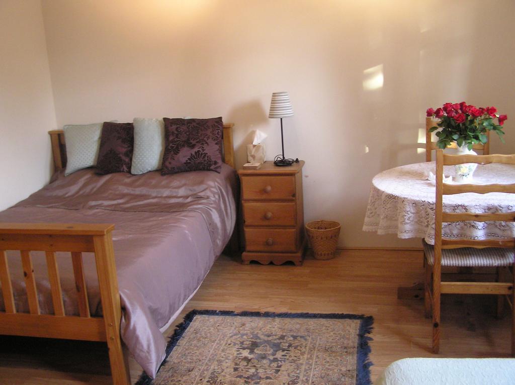 Chimneys B&B Holbrook  Kamer foto